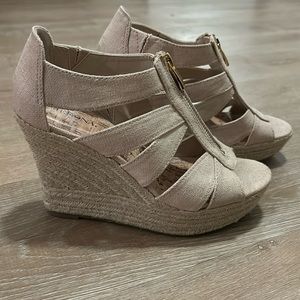 MERONA cream wedge sandal